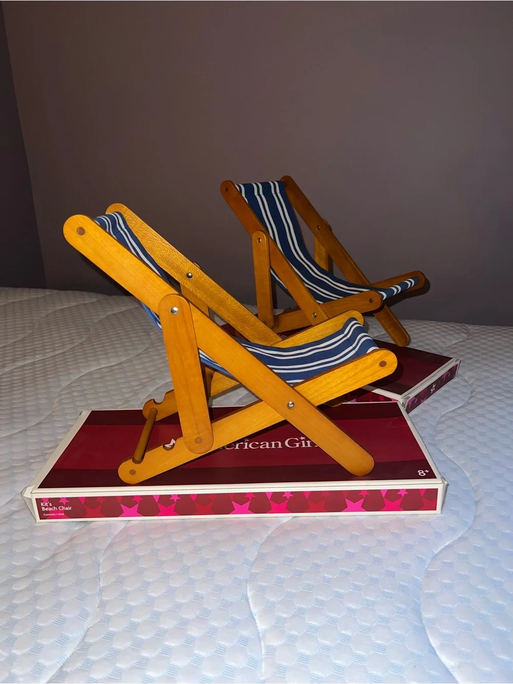 American Girl Kit Kittredge Blue and White Striped Beach Lounge Chairs (Pair)